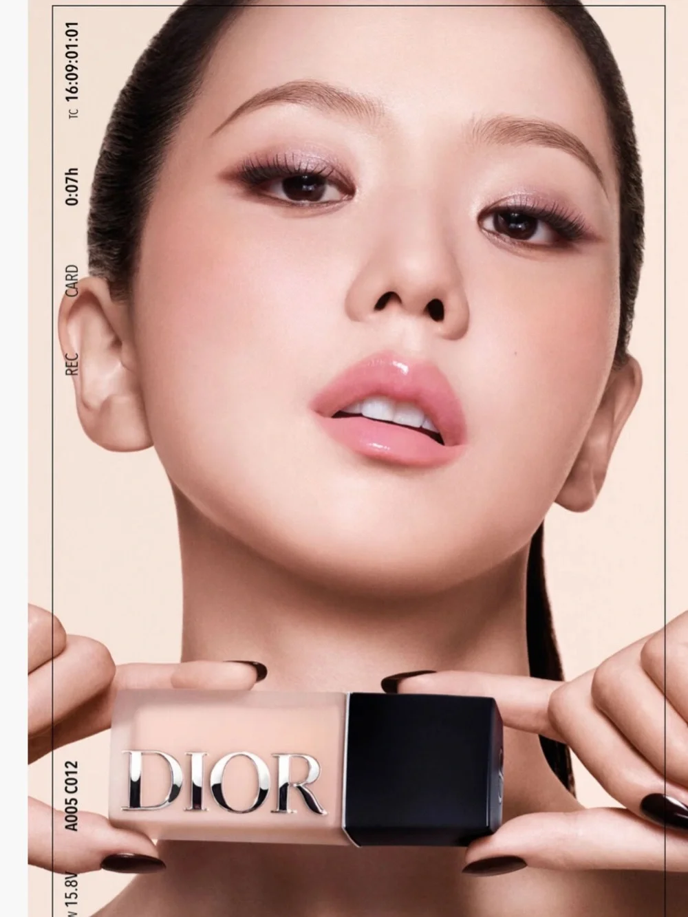 Dior Foever Skin Wear Neutral Beige Liquid Foundation Shade 2 CR  Makeup